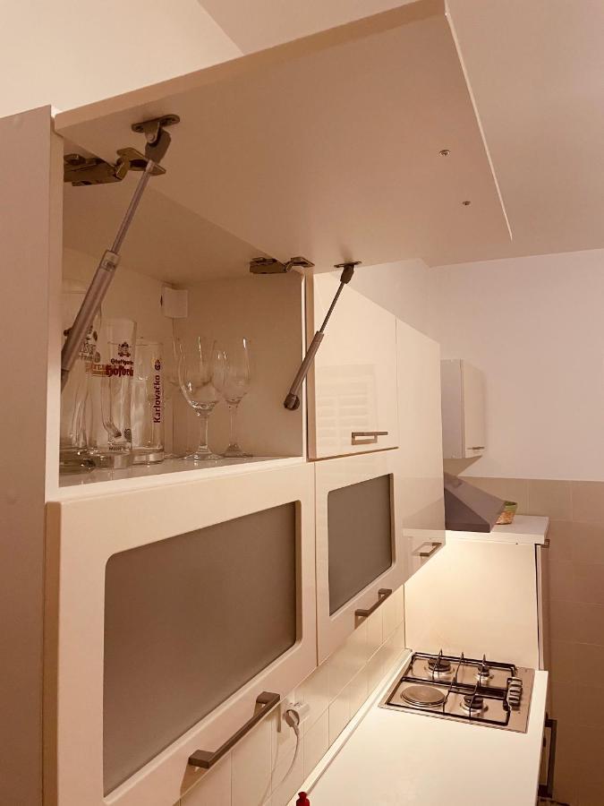 נובליה Central Single House With Parking-Top Location! מראה חיצוני תמונה