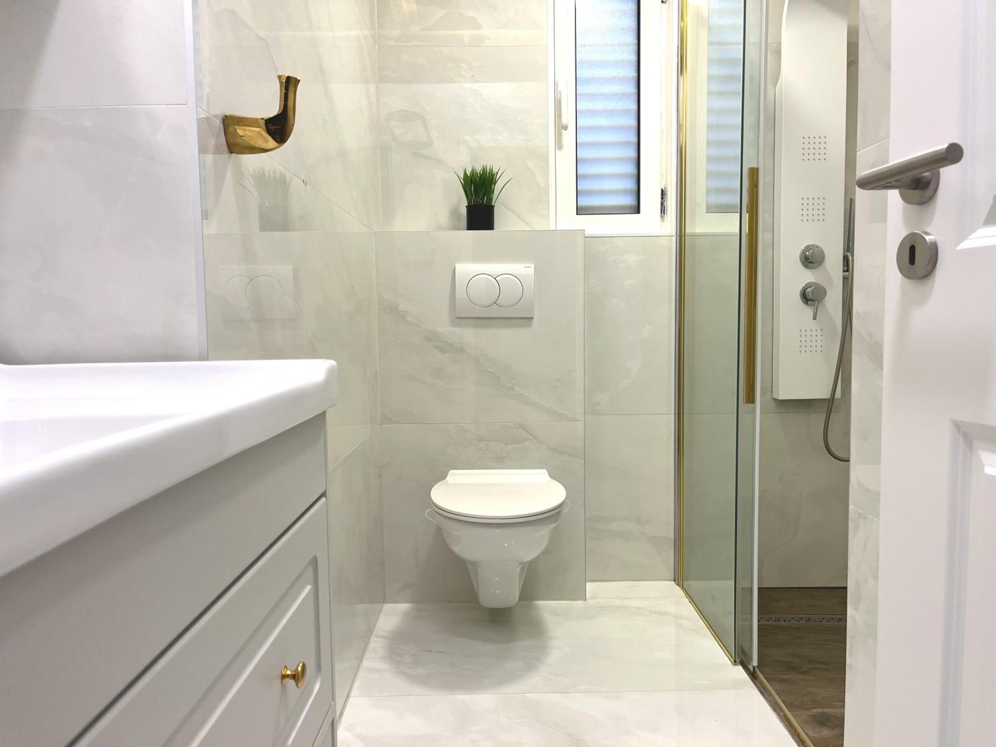 נובליה Central Single House With Parking-Top Location! מראה חיצוני תמונה