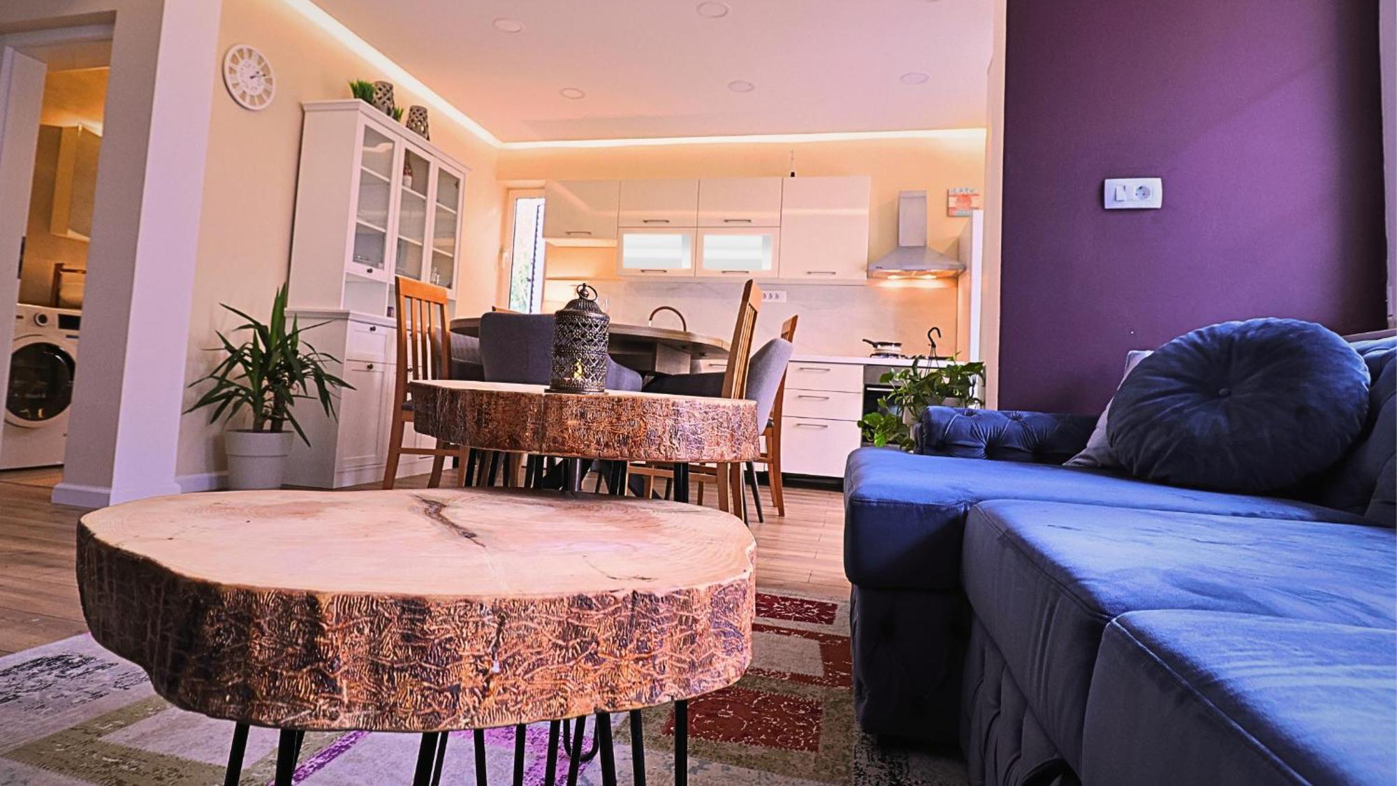נובליה Central Single House With Parking-Top Location! מראה חיצוני תמונה